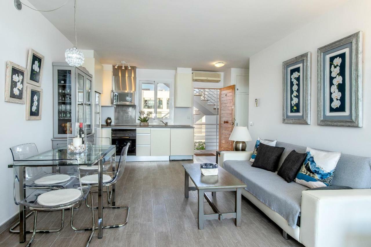 Apartment Sivella By Homevillas360 Port de Pollença Extérieur photo